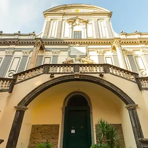 Apartamento Casana On Christmas Alley By Napoliapartments, Nápoles